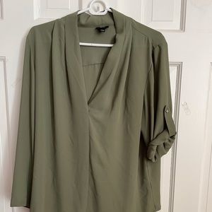 Mossimo XXL sage green blouse.with adjustable sleeves (NWOT)